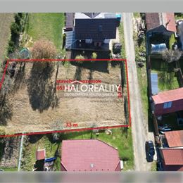 REZERVOVANÉ - Predaj, pozemok pre rodinný dom 653 m² Tvarožná - EXKLUZÍVNE HALO REALITY
