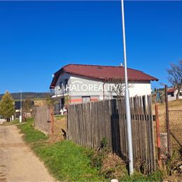 REZERVOVANÉ - Predaj, pozemok pre rodinný dom 653 m² Tvarožná - EXKLUZÍVNE HALO REALITY