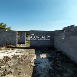 Predaj, pozemok pre rodinný dom 1150 m² Horné Trhovište - EXKLUZÍVNE HALO REALITY