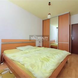 Predaj, trojizbový byt Handlová, Mostná - ZNÍŽENÁ CENA - EXKLUZÍVNE HALO REALITY