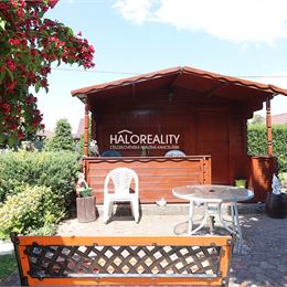 Predaj, rekreačný pozemok so záhradnou chatkou Nové Zámky - EXKLUZÍVNE HALO REALITY
