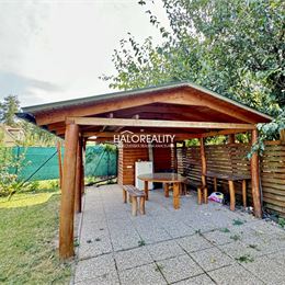 Predaj, rekreačný pozemok Nové Zámky, vhodný pre rekreačnú chatu, prípadne mobilný dom + VIDEOOBHLIADKA