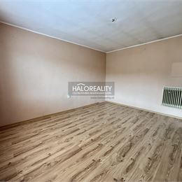 Predaj, trojizbový byt Lubeník - EXKLUZÍVNE HALO REALITY