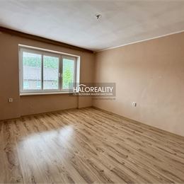 Predaj, trojizbový byt Lubeník - EXKLUZÍVNE HALO REALITY