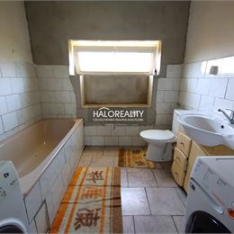 REZERVOVANÉ - Predaj, rodinný dom Dubník, päťizbový