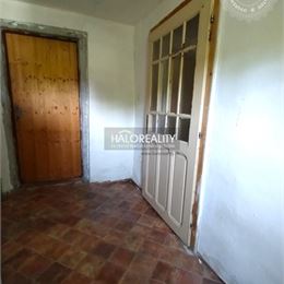 REZERVOVANÉ - Predaj, rodinný dom Dubník, päťizbový