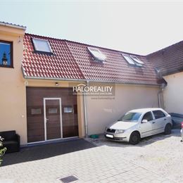 Predaj, rodinný dom Trnava, polyfunkčný objekt s veľkým potenciálom priamo v centre mesta - ZNÍŽENÁ CENA -