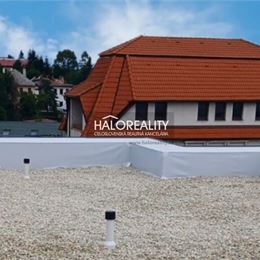 Predaj, rodinný dom Poprad, Matejovce, rozostavaný rod. dom s tromi bytmi a parkovacím miestom - VO VÝSTAVBE