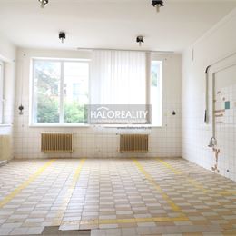 Predaj, polyfunkcia/obchodné priestory Nové Zámky, viacúčelová prevádzková budova - EXKLUZÍVNE HALO REALITY +