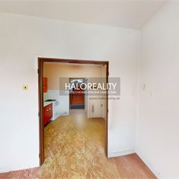 Predaj, rodinný dom Žiar nad Hronom, tichá štvrť na IBV - ZNÍŽENÁ CENA