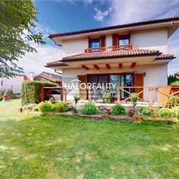 Predaj, rodinný dom Sekule - EXKLUZÍVNE HALO REALITY + VIDEOOBHLIADKA