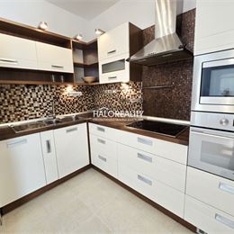 Predaj, trojizbový byt Bratislava Petržalka, Námestie Hraničiarov - NOVOSTAVBA