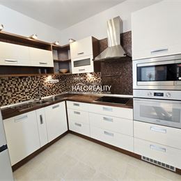 Predaj, trojizbový byt Bratislava Petržalka, Námestie Hraničiarov - NOVOSTAVBA