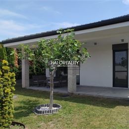 Predaj, rodinný dom Veľké Dvorníky, so zariadením - NOVOSTAVBA - EXKLUZÍVNE HALO REALITY