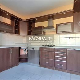 Predaj, rodinný dom Nové Zámky