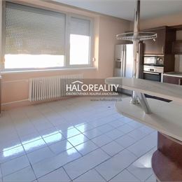 Predaj, rodinný dom Nové Zámky