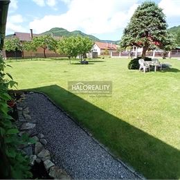 Predaj, rodinný dom Osrblie, štýlová drevenica pri vode na rozľahlom pozemku - ZNÍŽENÁ CENA - EXKLUZÍVNE HALO