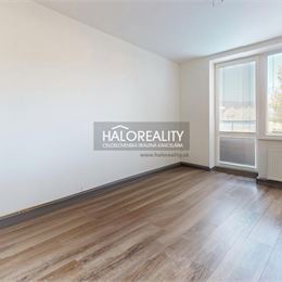 Predaj, štvorizbový byt Žiar nad Hronom, s garážou a záhradou, IBV - EXKLUZÍVNE HALO REALITY