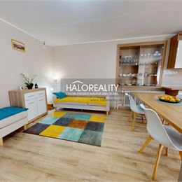 REZERVOVANÉ - Predaj, rodinný dom Prestavlky, dve bytové jednotky - EXKLUZÍVNE HALO REALITY