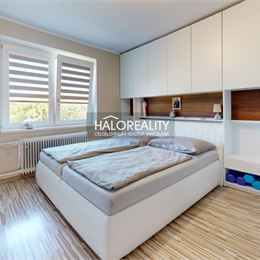 REZERVOVANÉ - Predaj, rodinný dom Prestavlky, dve bytové jednotky - EXKLUZÍVNE HALO REALITY