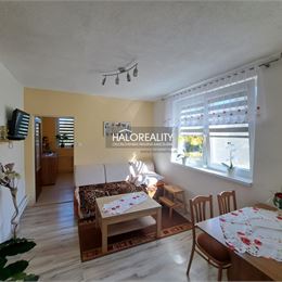 REZERVOVANÉ - Predaj, rodinný dom Prestavlky, dve bytové jednotky - EXKLUZÍVNE HALO REALITY