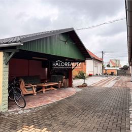 Predaj, rodinný dom Veľký Meder, a rekreačná chata - EXKLUZÍVNE HALO REALITY