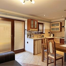 Predaj, rodinný dom Veľký Meder, a rekreačná chata - EXKLUZÍVNE HALO REALITY