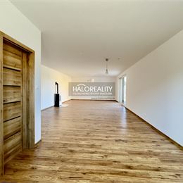 Predaj, rodinný dom Komoča - štvorizbový bungalov s garážou a terasou, NOVOSTAVBA - EXKLUZÍVNE HALO REALITY +