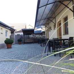 Predaj, penzión Veľký Meder, so samostatným obchodným priestorom - ZNÍŽENÁ CENA - EXKLUZÍVNE HALO REALITY
