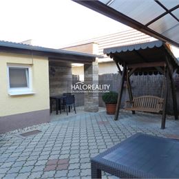 Predaj, penzión Veľký Meder, so samostatným obchodným priestorom - ZNÍŽENÁ CENA - EXKLUZÍVNE HALO REALITY