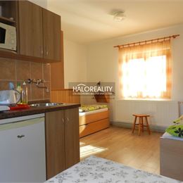 Predaj, penzión Veľký Meder, so samostatným obchodným priestorom - ZNÍŽENÁ CENA - EXKLUZÍVNE HALO REALITY
