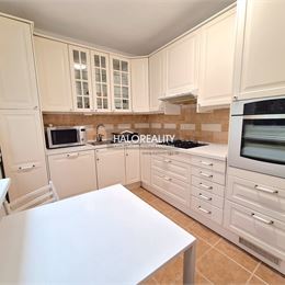 Predaj, dvojizbový byt Bratislava Dúbravka, Považanova ulica