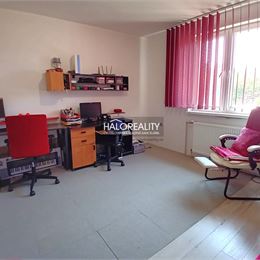 Predaj, rodinný dom Hontianske Nemce, priestranný, v tichej ulici - EXKLUZÍVNE HALO REALITY
