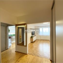 Predaj, trojizbový byt Banská Bystrica, Sásová