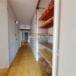 Predaj, trojizbový byt Zvolen, Zlatý Potok, veľký slnečný byt so štyrmi lodžiami - ZNÍŽENÁ CENA - EXKLUZÍVNE