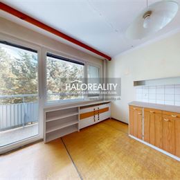 Predaj, trojizbový byt Zvolen, Zlatý Potok, veľký slnečný byt so štyrmi lodžiami - ZNÍŽENÁ CENA - EXKLUZÍVNE