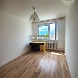 Predaj, trojizbový byt Žilina, Hájik + VIDEOOBHLIADKA