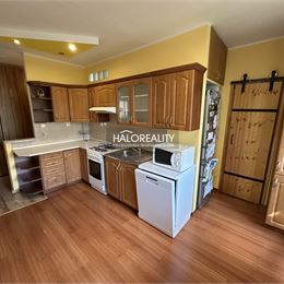 Predaj, trojizbový byt Poprad, JUH 3, Top lokalita - ZNÍŽENÁ CENA