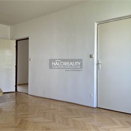 Predaj, trojizbový byt Zvolen, Zlatý Potok