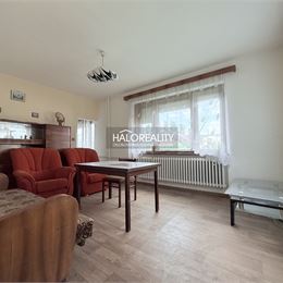 Predaj, rodinný dom Oslany - EXKLUZÍVNE HALO REALITY