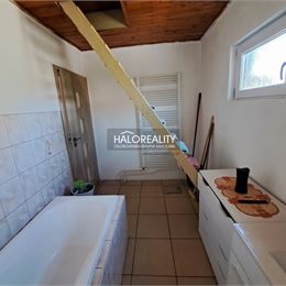 Predaj, rodinný dom Kremnica, s garážou, Veternícka - EXKLUZÍVNE HALO REALITY