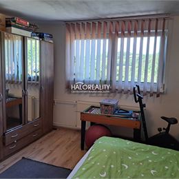 Predaj, rodinný dom Kremnica, s garážou, Veternícka - EXKLUZÍVNE HALO REALITY