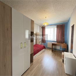 REZERVOVANÉ - Predaj, trojizbový byt Banská Bystrica, Sásová - EXKLUZÍVNE HALO REALITY