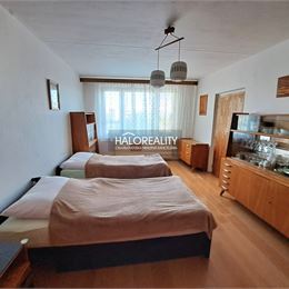 Predaj, trojizbový byt Zvolen, s balkónom - ZNÍŽENÁ CENA - EXKLUZÍVNE HALO REALITY