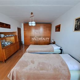 Predaj, trojizbový byt Zvolen, s balkónom - ZNÍŽENÁ CENA - EXKLUZÍVNE HALO REALITY