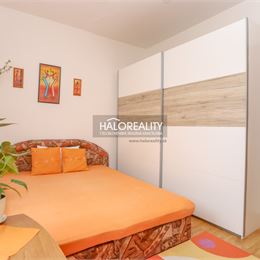 REZERVOVANÉ - Predaj, trojizbový byt Považská Bystrica, SNP - EXKLUZÍVNE HALO REALITY