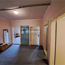 Predaj, rodinný dom Zvolenská Slatina, s krásnou záhradou - EXKLUZÍVNE HALO REALITY