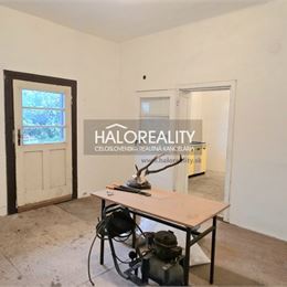 Predaj, rodinný dom Váhovce - EXKLUZÍVNE HALO REALITY + VIDEOOBHLIADKA