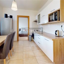 REZERVOVANÉ - Predaj, dvojizbový byt Zvolen, Môťová - ZNÍŽENÁ CENA - EXKLUZÍVNE HALO REALITY