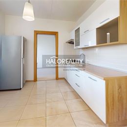REZERVOVANÉ - Predaj, dvojizbový byt Zvolen, Môťová - ZNÍŽENÁ CENA - EXKLUZÍVNE HALO REALITY